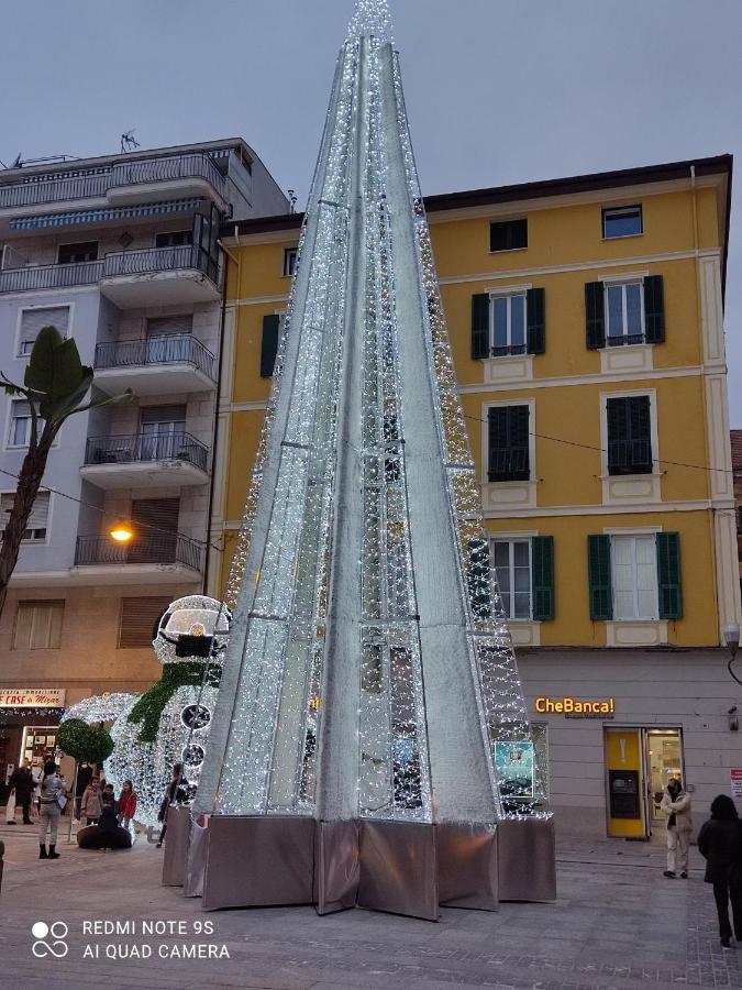 6 in centro guest house Sanremo Esterno foto