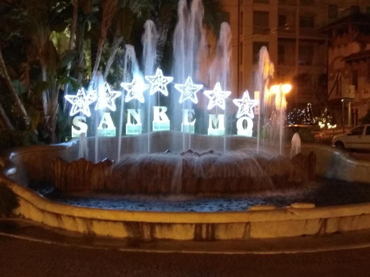 6 in centro guest house Sanremo Esterno foto