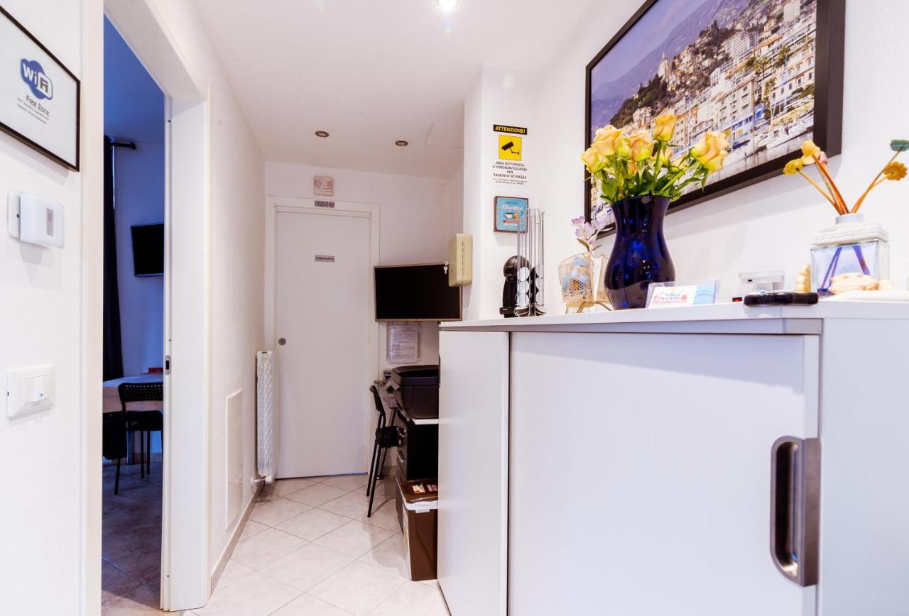 6 in centro guest house Sanremo Esterno foto